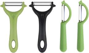 Éplucheur Universel : Le Couteau Éplucheur Idéal pour Vos Légumes