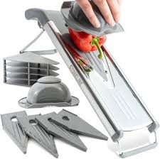 Mandoline Polyvalente STONELINE : L'outil incontournable pour vos légumes