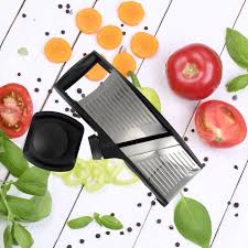 Mandoline Professionnelle Noir Fackelmann - Précision et Élégance en Cuisine